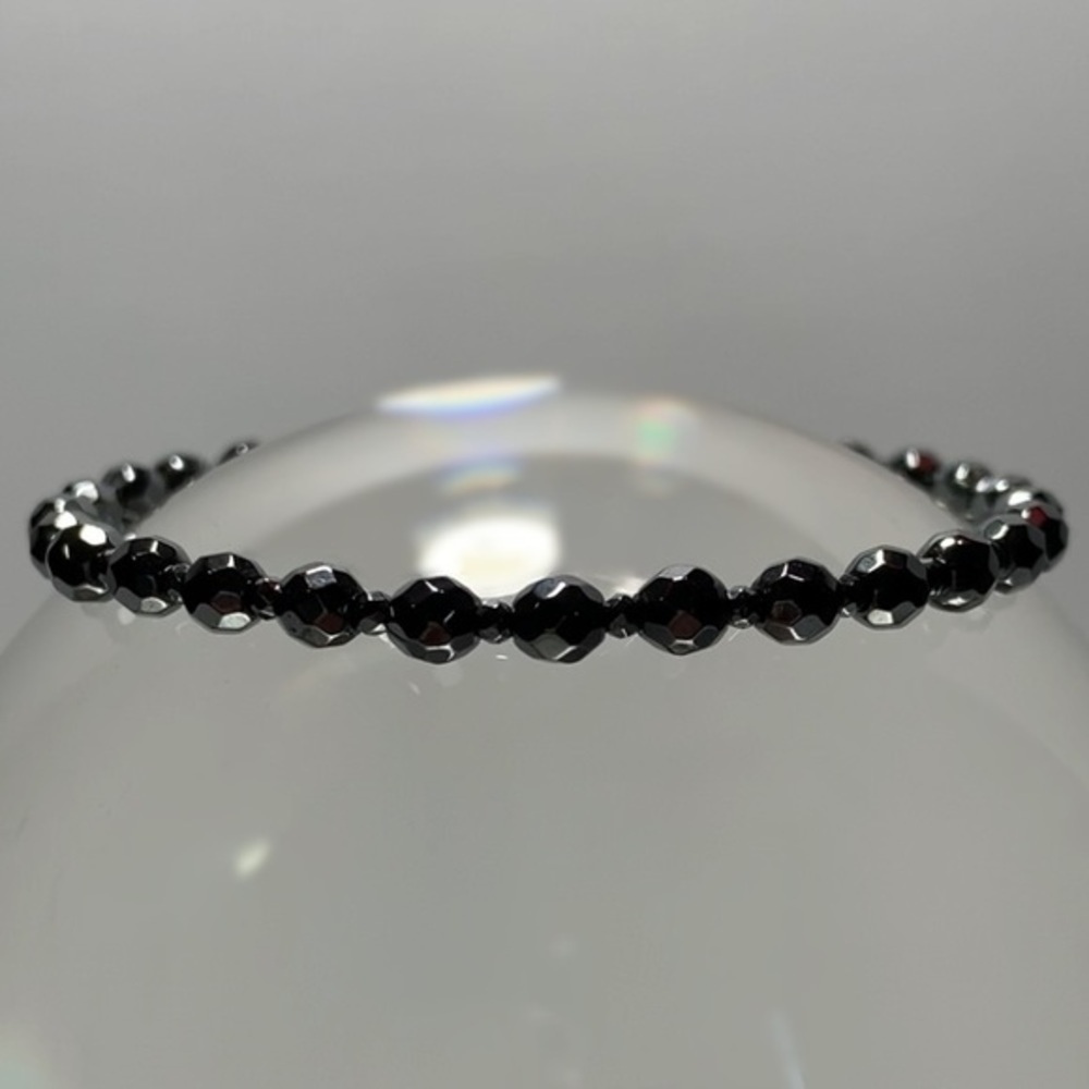 Hand Made Hematite Bracelet - Picture 7 of 8